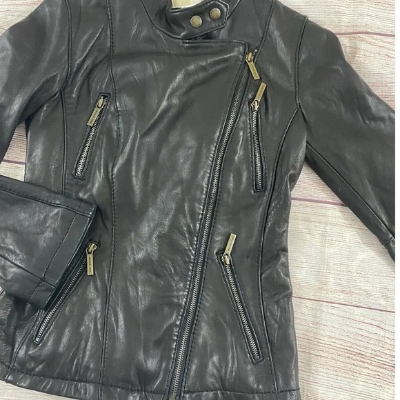 Michael Kors Women's Black Leather Biker Moto Jacket Zip Pockets Size S - Picture 6 of 10